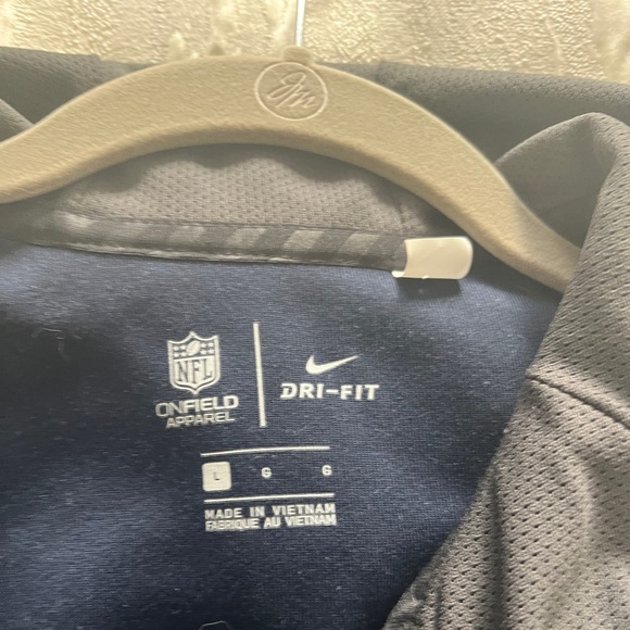 Patriots Nike Dri-Fit Hooded Jacket - Picture 3 of 4